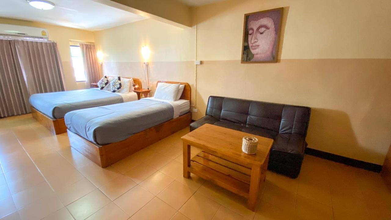 Funky Monkey Cnx - Guesthouse Čiang Mai Exteriér fotografie